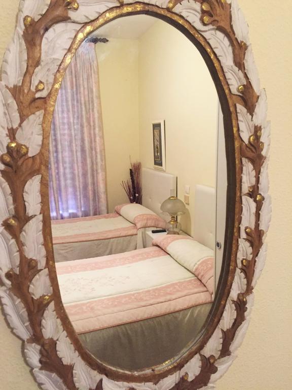Hostal Victoria Úbeda Pokoj fotografie